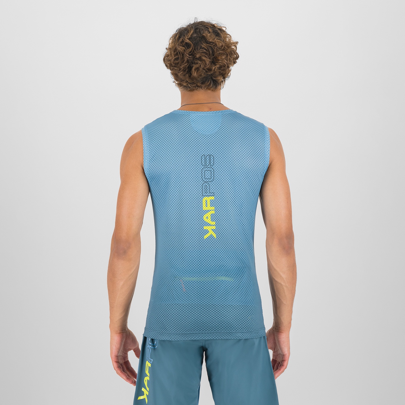 VERVE MESH SLEEVEL. VERVE MESH SLEEVEL.